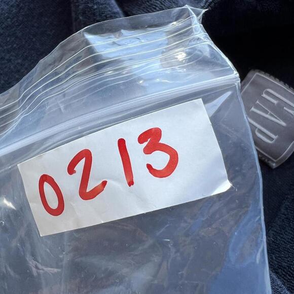 GAP Women's XS Blue Short Sleeve Button Down Shirt Top Terry Cloth Terrycloth - Picture 11 of 11